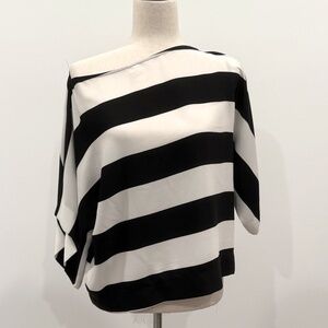 ZARA kimono style black and white top